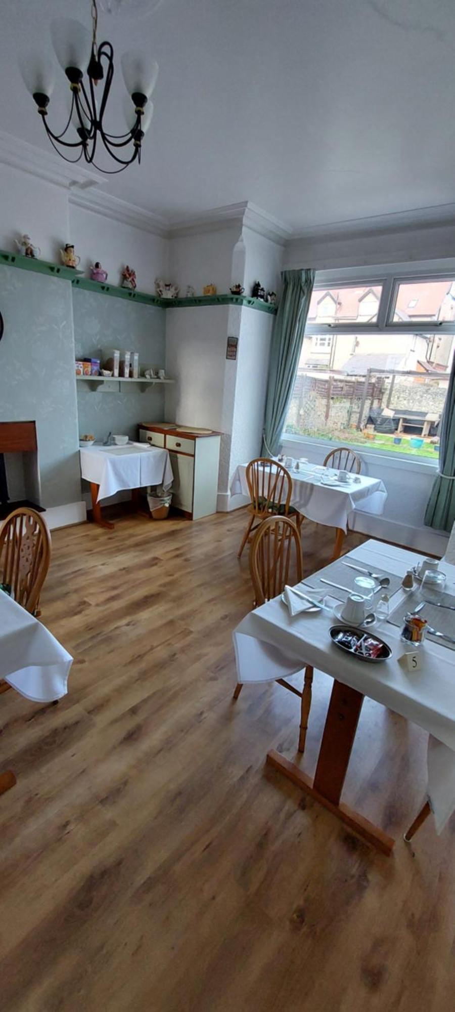 Glenavon Guest House Llandudno Buitenkant foto
